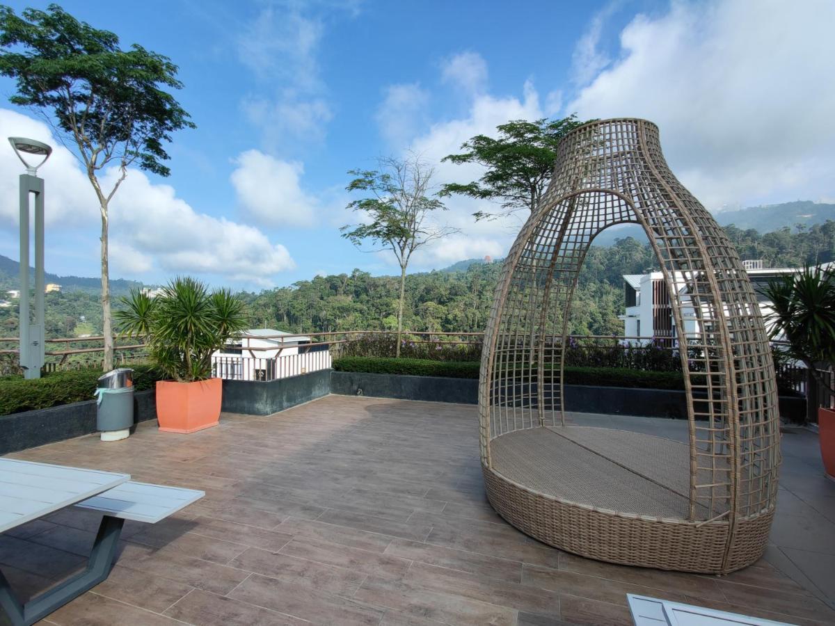 Friends & Family Apartment At Midhill Genting 8Pax Free Wifi Гентинг-Хайлендс Экстерьер фото