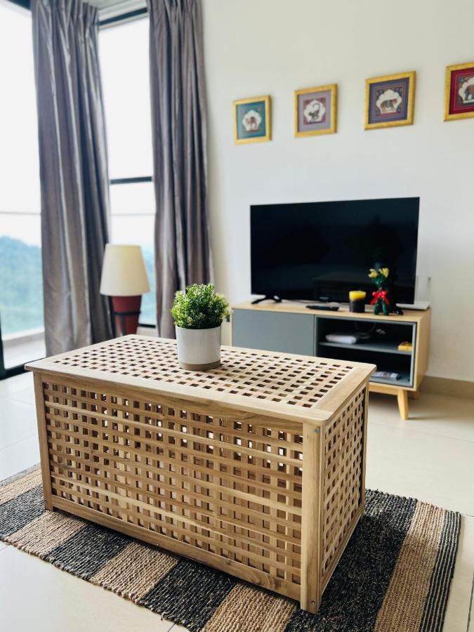 Friends & Family Apartment At Midhill Genting 8Pax Free Wifi Гентинг-Хайлендс Экстерьер фото