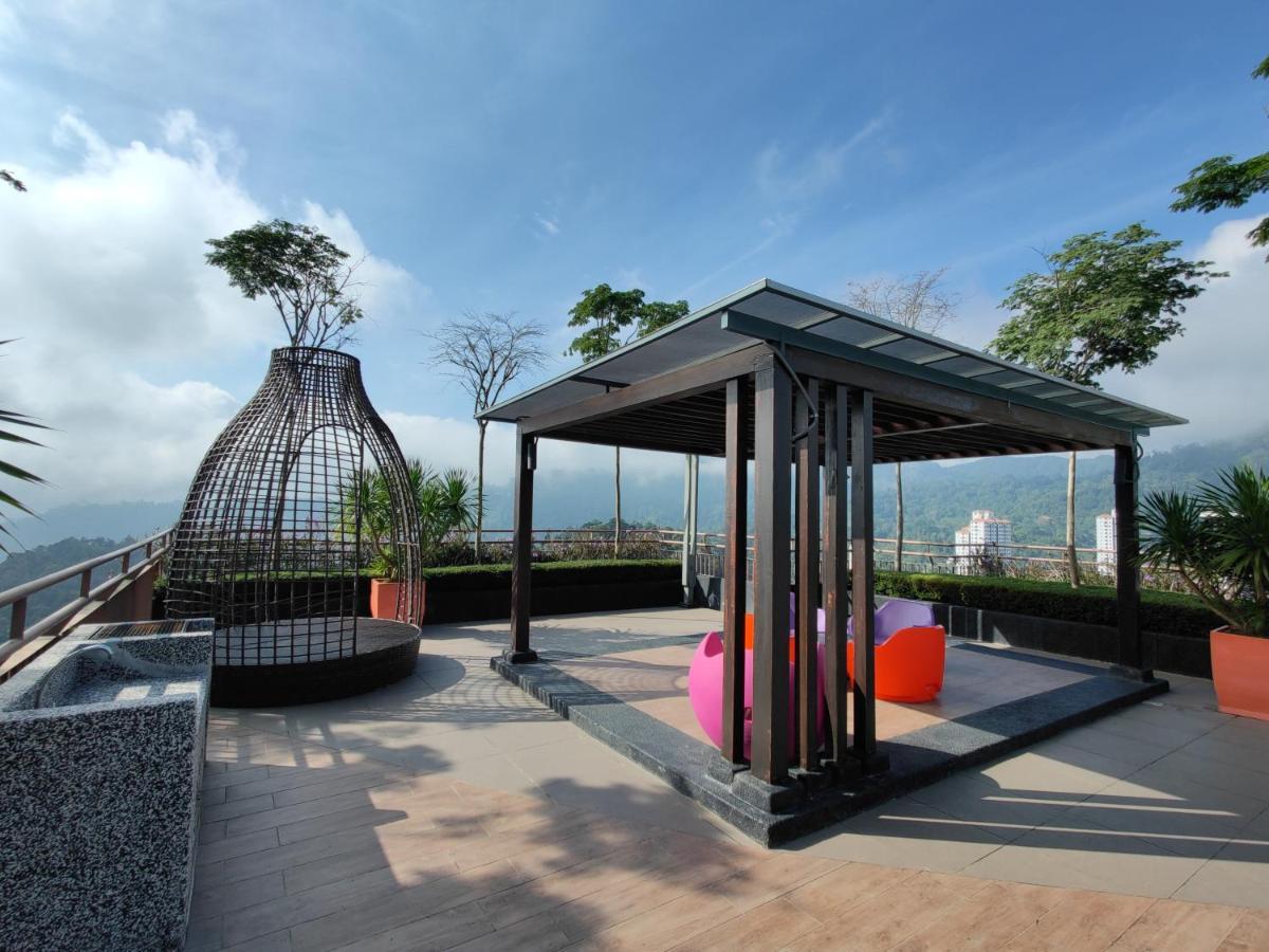 Friends & Family Apartment At Midhill Genting 8Pax Free Wifi Гентинг-Хайлендс Экстерьер фото