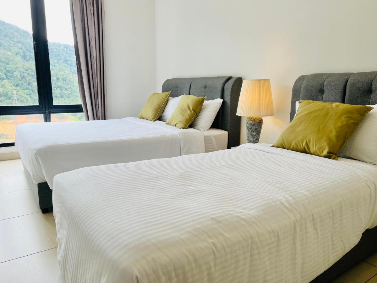 Friends & Family Apartment At Midhill Genting 8Pax Free Wifi Гентинг-Хайлендс Экстерьер фото